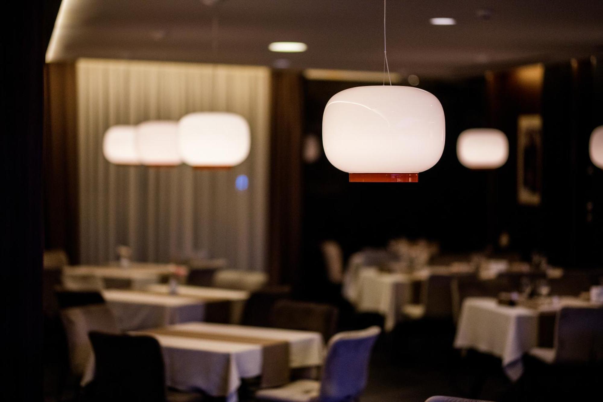 Seraphine Plaza Печ Экстерьер фото