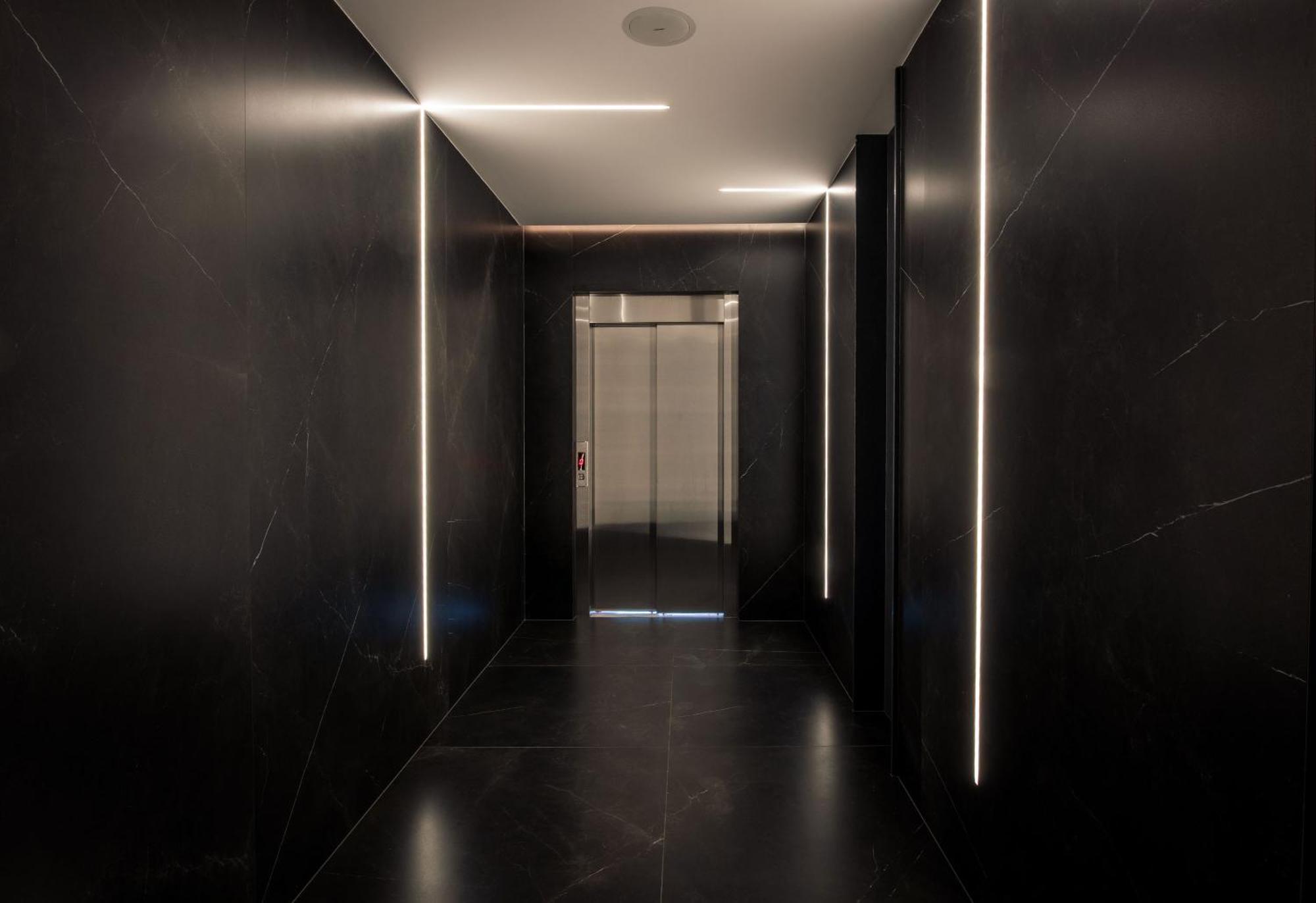 Seraphine Plaza Печ Экстерьер фото