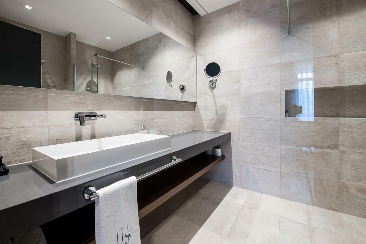 Seraphine Plaza Печ Экстерьер фото